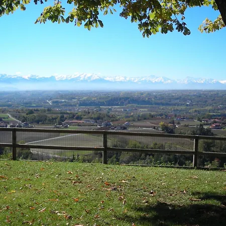 布里克罗索乡村民宿 Farigliano