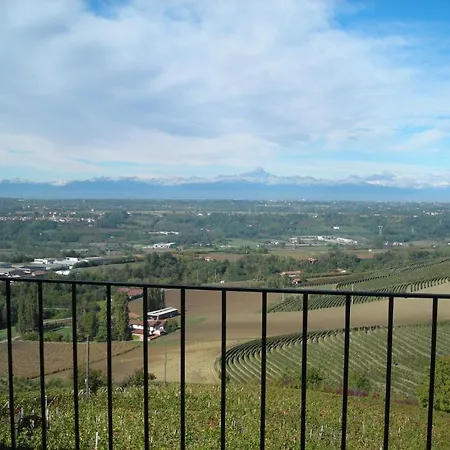 布里克罗索乡村民宿 乡村民宿 Farigliano