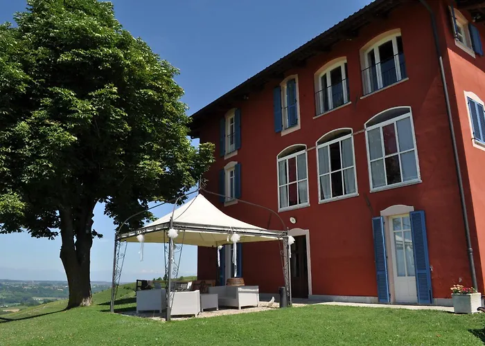 Bricco Rosso Country house *