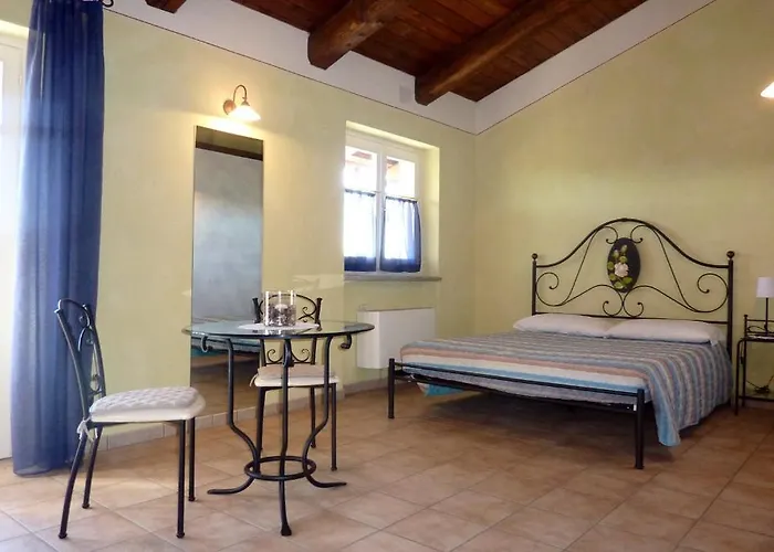 Bricco Rosso Country house *