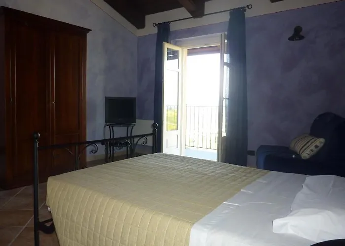 Country house Bricco Rosso